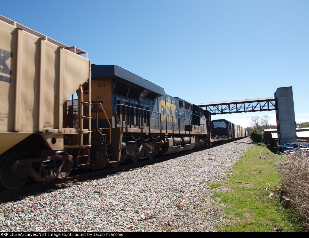 CSX 851